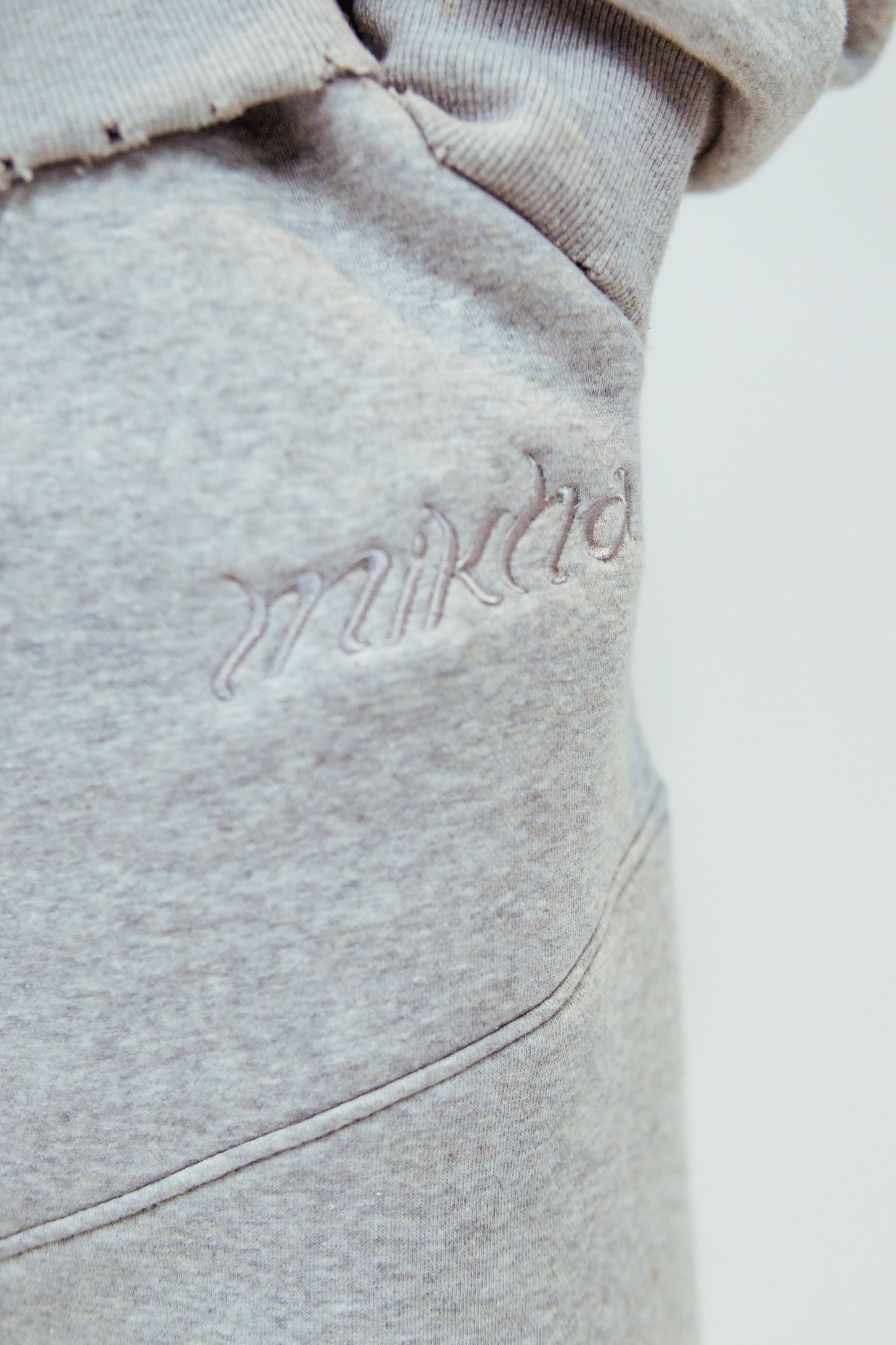 PANTHER SWEATPANTS - STONE GREY