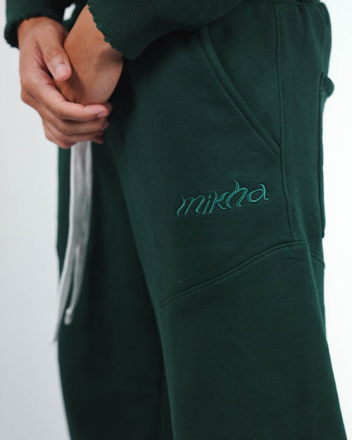 PANTHER SWEATPANTS - EVERGREEN