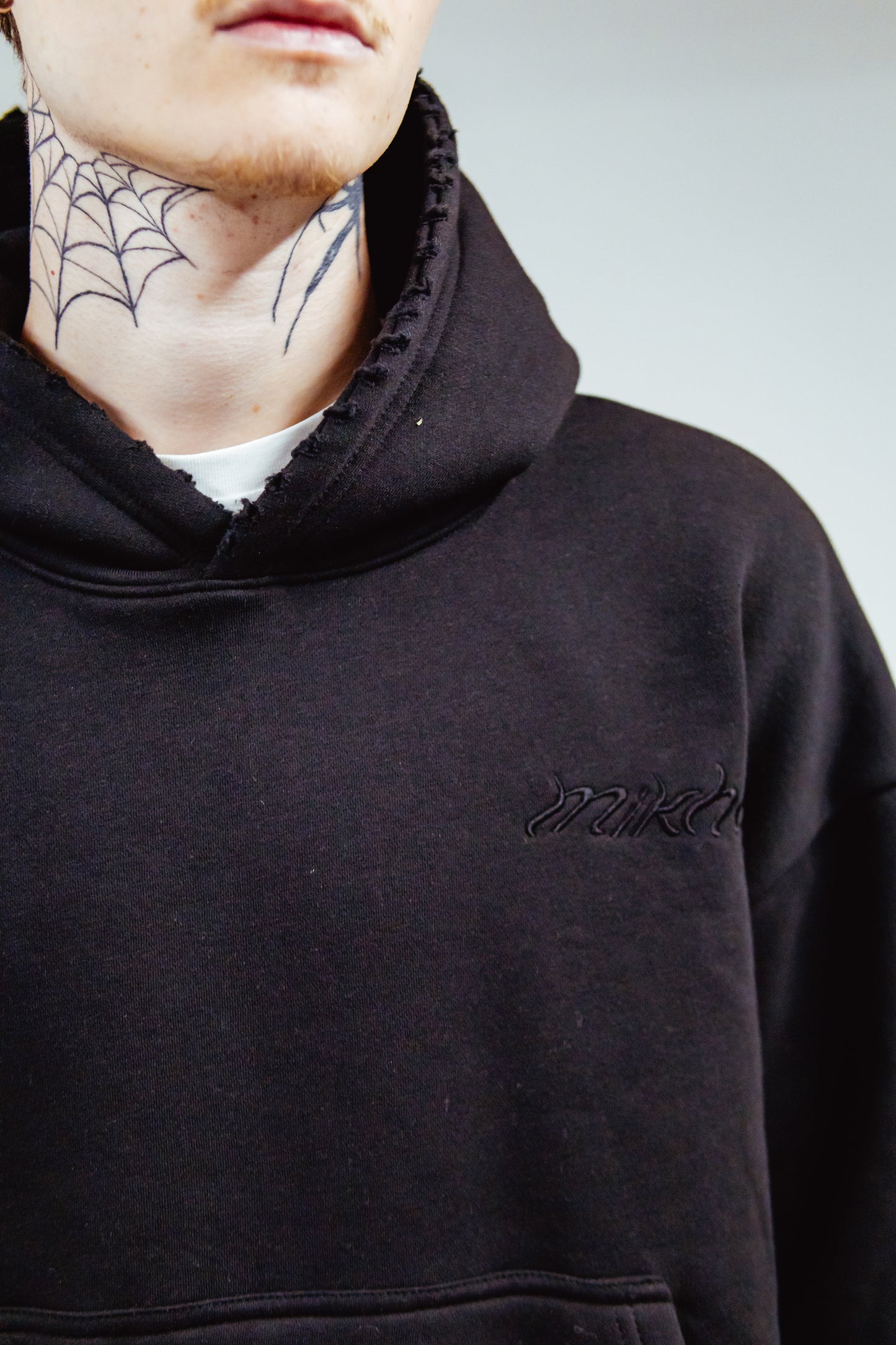 WING HOODIE - ONYX